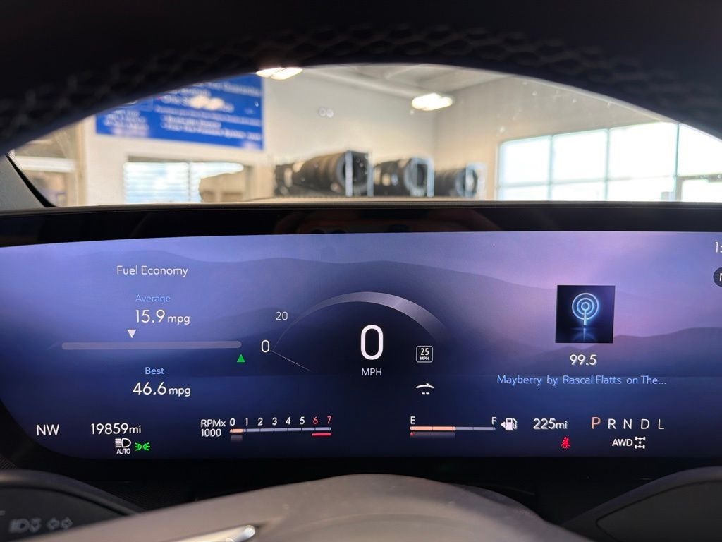 2026 Buick Enclave Preferred w/ Technology & Trailering Pkg