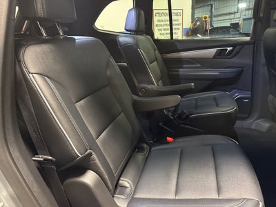 2025 Buick Enclave Preferred w/ Technology Pkg