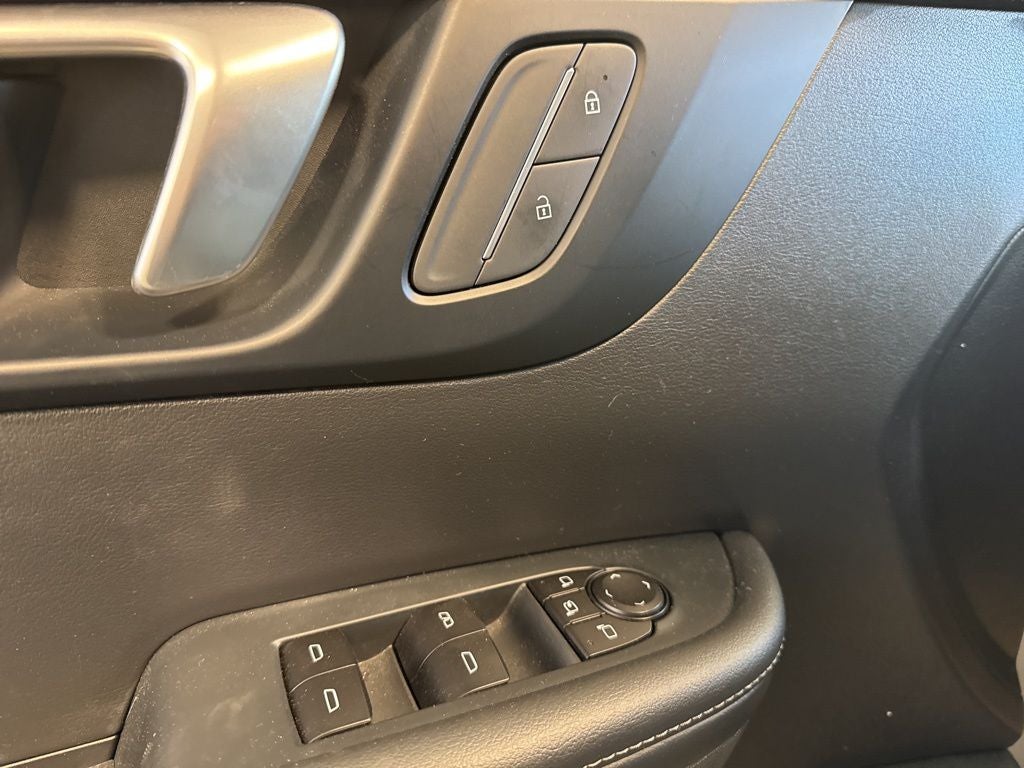 2025 Buick Enclave Preferred 1SD AWD w/ Technology Pkg