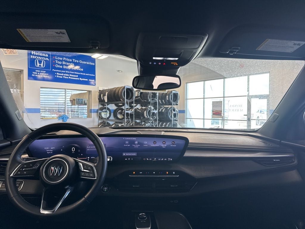 2025 Buick Enclave Preferred 1SD AWD w/ Technology Pkg