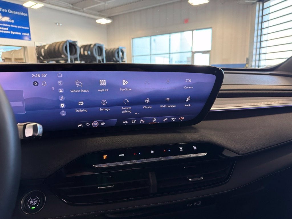 2026 Buick Enclave Sport Touring 1SM w/ Technology & Trailering Pkg