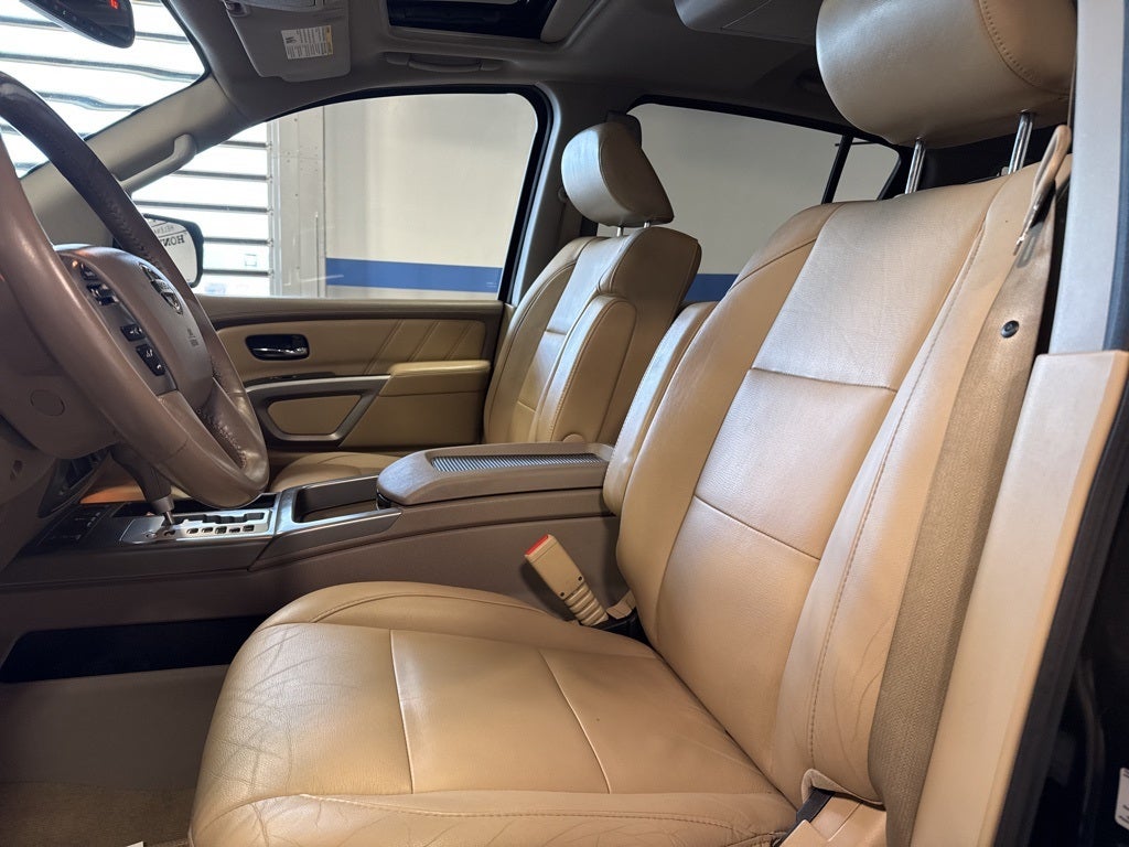 2015 Nissan Armada SL w/ Moonroof