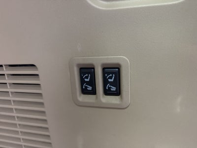 2015 Nissan Armada SL w/ Moonroof