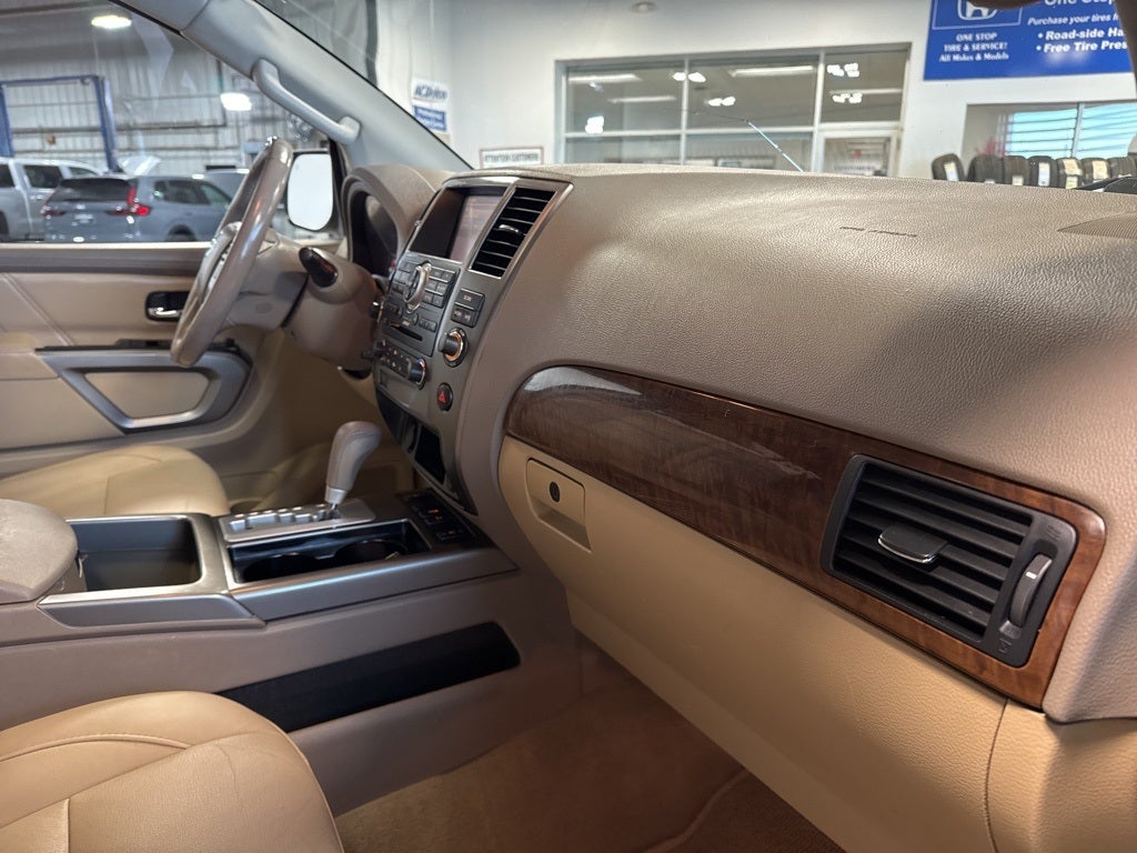 2015 Nissan Armada SL w/ Moonroof