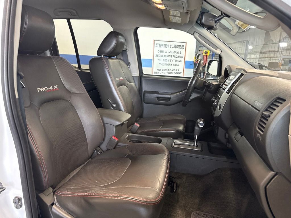 2012 Nissan Xterra PRO-4X w/ Leather Pkg