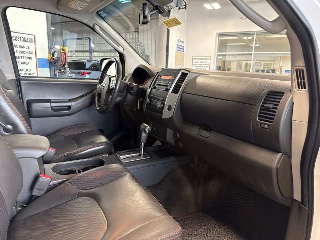 2012 Nissan Xterra PRO-4X w/ Leather Pkg