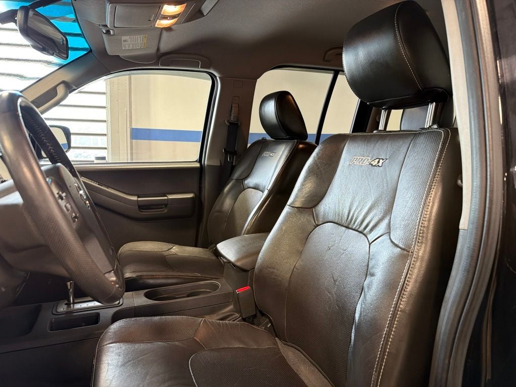 2014 Nissan Xterra PRO-4X w/ Leather & Tow Pkg