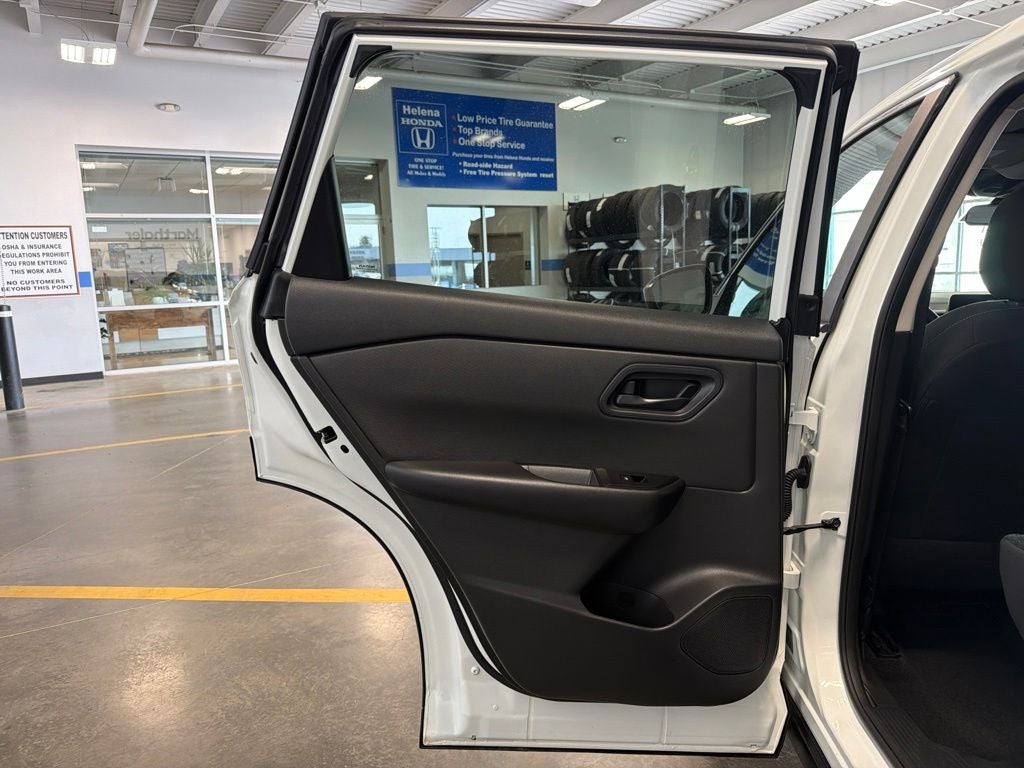 2024 Nissan Rogue S w/ Cargo Pkg