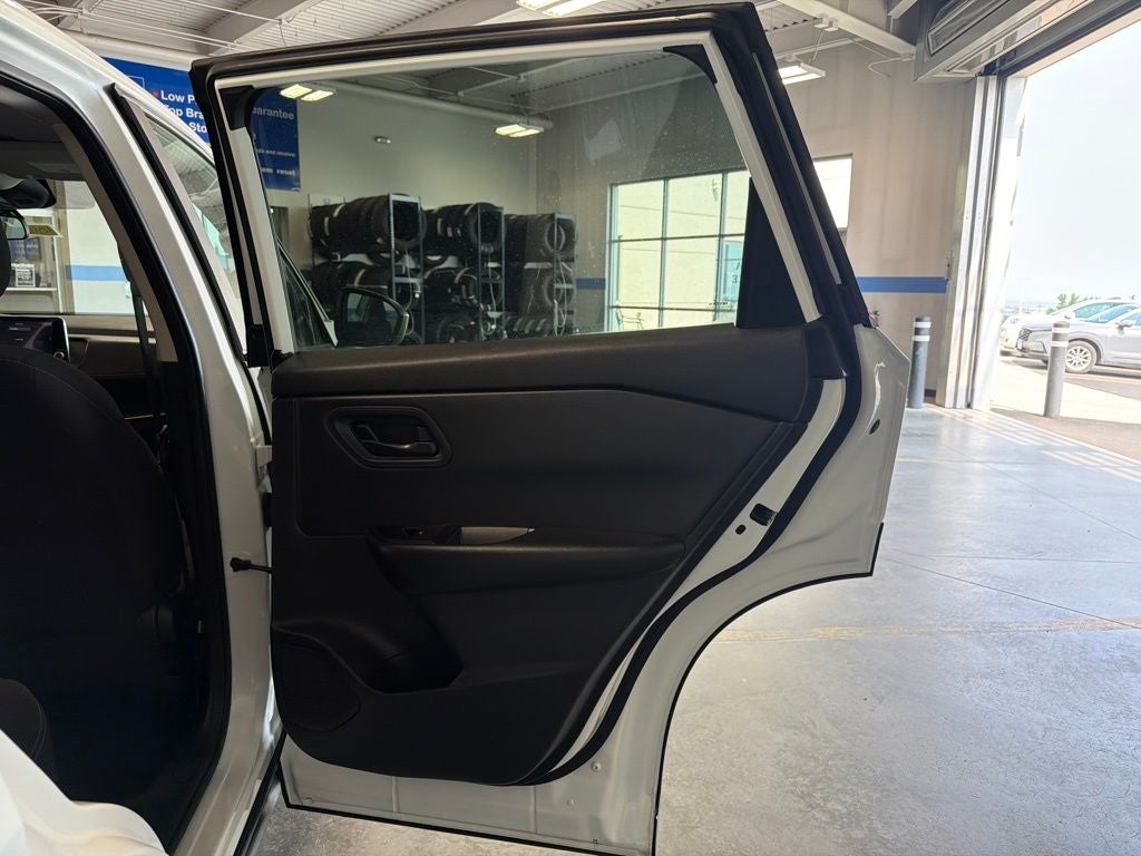 2024 Nissan Rogue S w/ Cargo Pkg