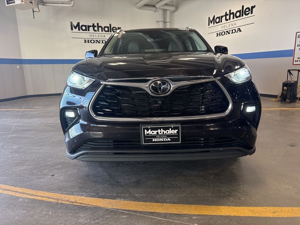 2021 Toyota Highlander Limited w/ Birds Eye View