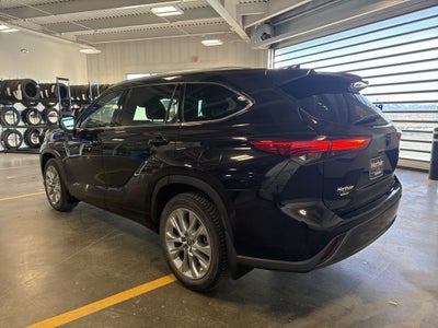 2021 Toyota Highlander Limited w/ Birds Eye View