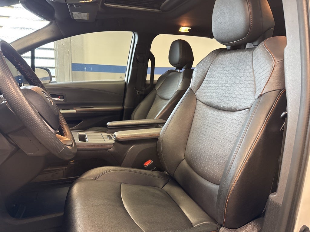 2024 Toyota Sienna XSE AWD 7 Passenger w/ Nav