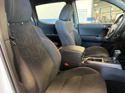 2018 Toyota Tacoma TRD Off-Road w/ Nav V6