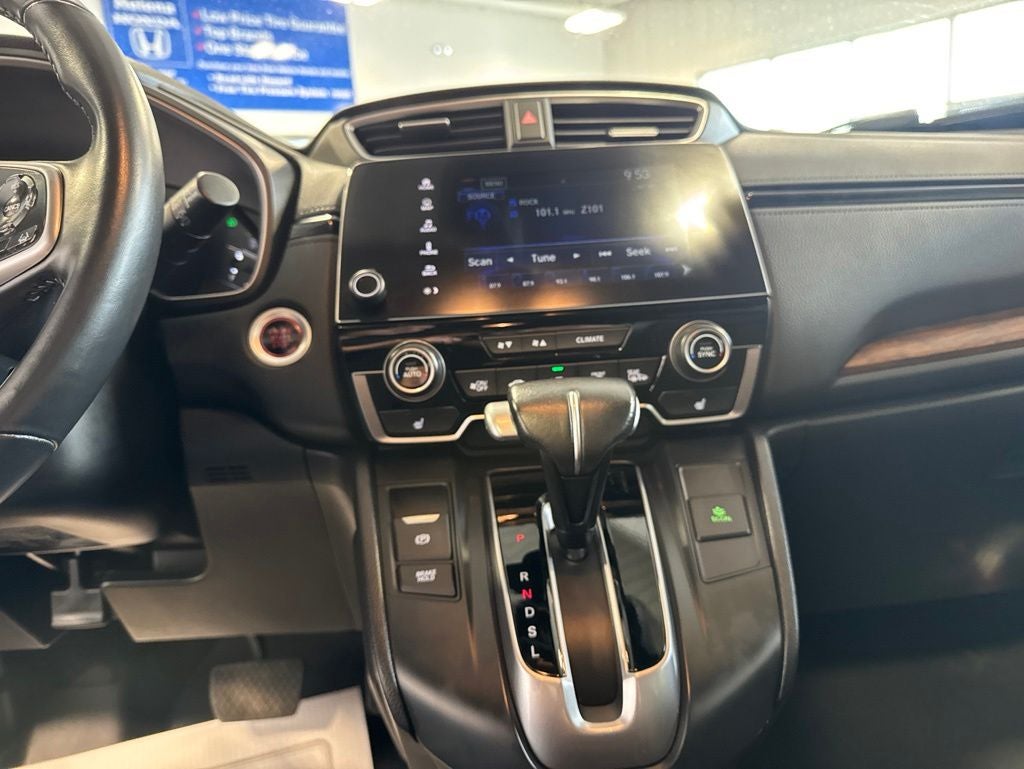 2019 Honda CR-V Touring w/ Nav