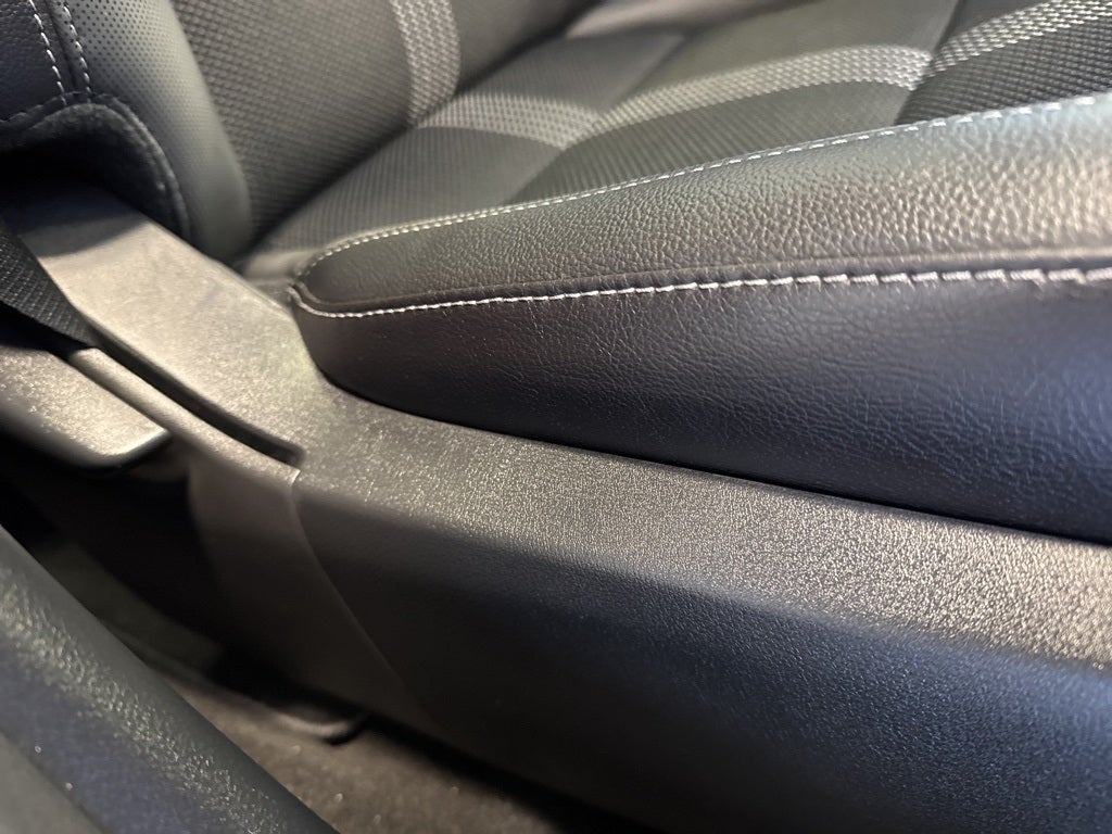 2025 Mazda Mazda CX-50 2.5 S Premium Package w/ Pano Roof & Adaptive Cruise