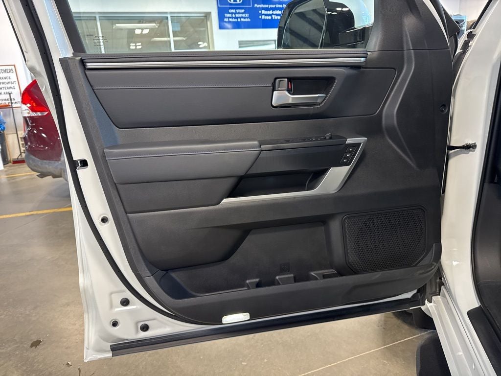 2025 Toyota Sequoia Platinum TRD Off-Road w/ HUD