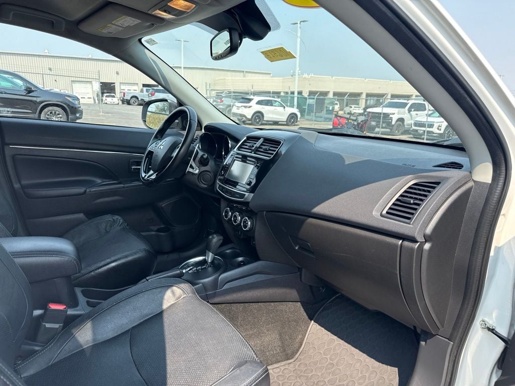 2017 Mitsubishi Outlander Sport SEL w/ All Weather Pkg