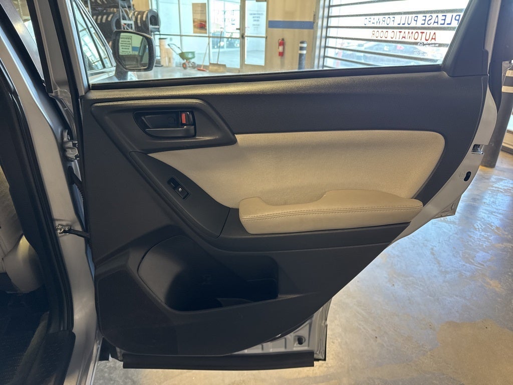 2016 Subaru Forester 2.5i AWD