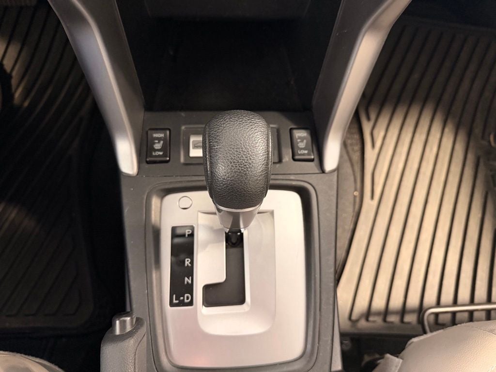 2015 Subaru Forester 2.5i Limited w/ Nav & Eyesight