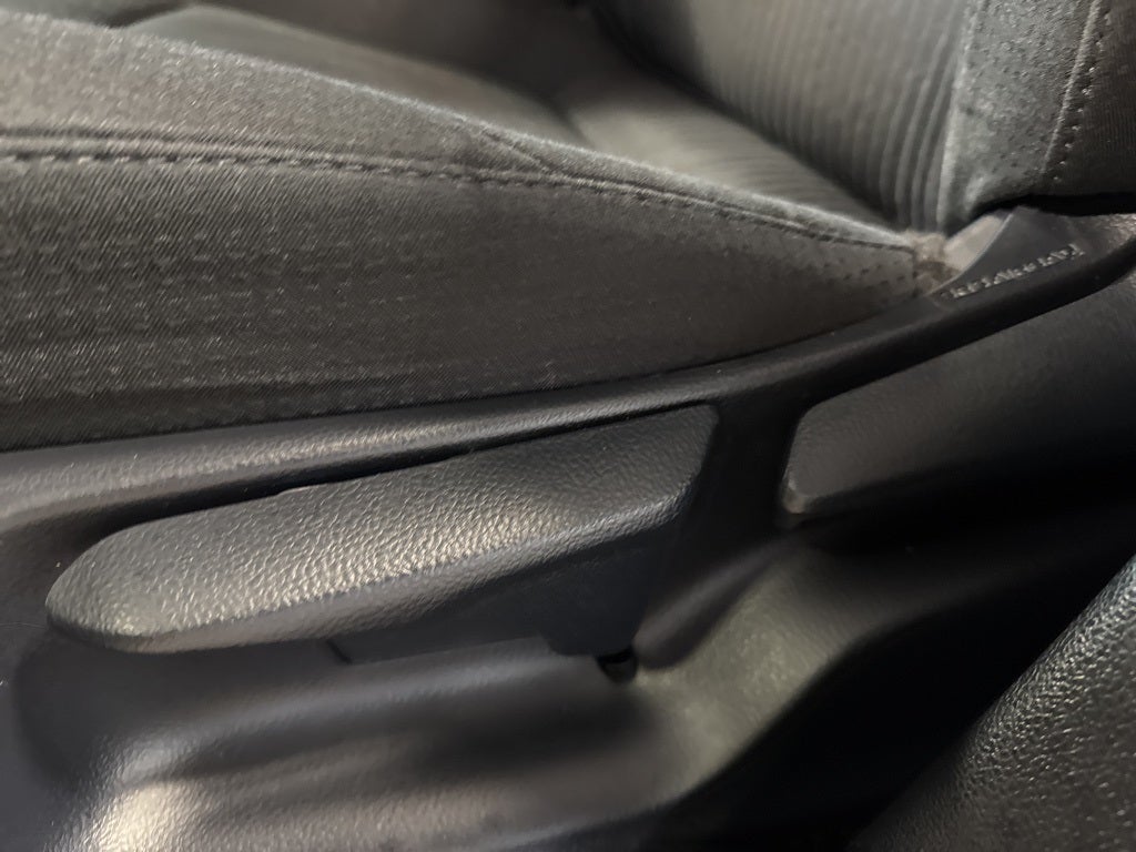 2016 Toyota Prius Three w/ Advanced Technology Pkg