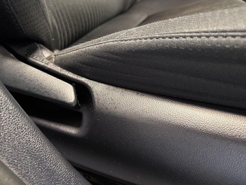 2016 Toyota Prius Three w/ Advanced Technology Pkg