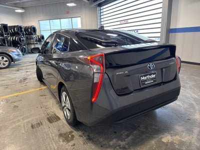 2016 Toyota Prius Three w/ Advanced Technology Pkg