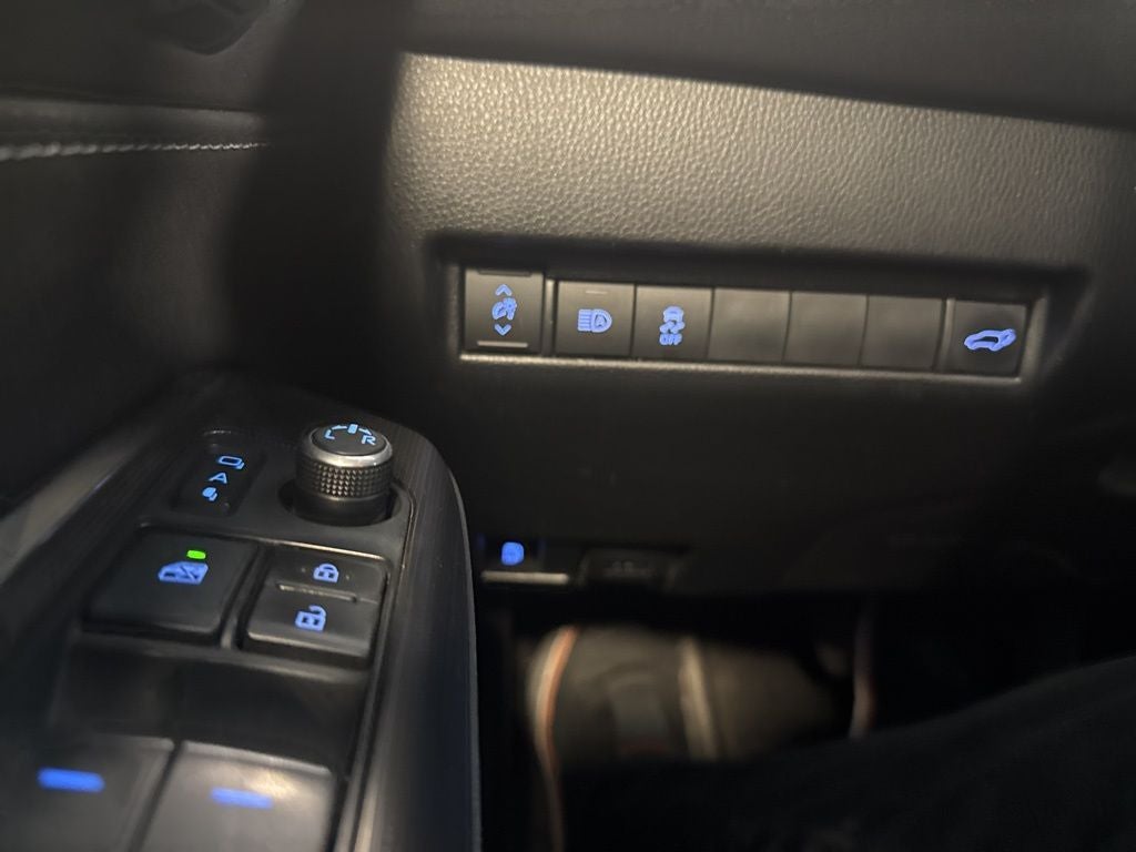 2022 Toyota Venza XLE