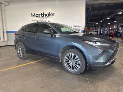 2022 Toyota Venza XLE