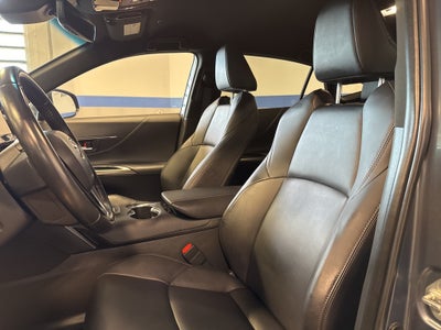 2024 Toyota Venza XLE Hybrid w/ Nav