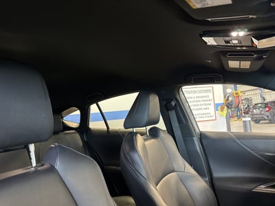 2024 Toyota Venza XLE Hybrid w/ Nav