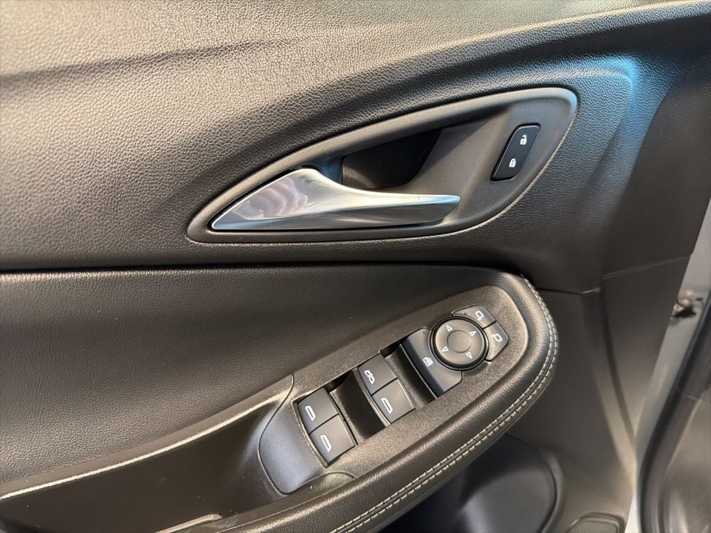 2025 Buick Encore GX Preferred 1SB w/ Nav