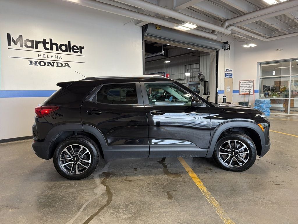 2025 Chevrolet TrailBlazer LT w/ ZL3 Convenience & Cold Weather Pkg