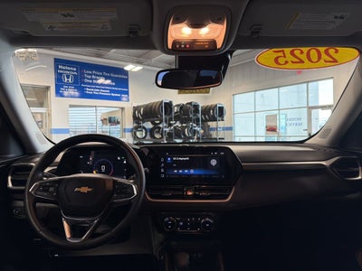 2025 Chevrolet TrailBlazer LT w/ ZL3 Convenience & Cold Weather Pkg