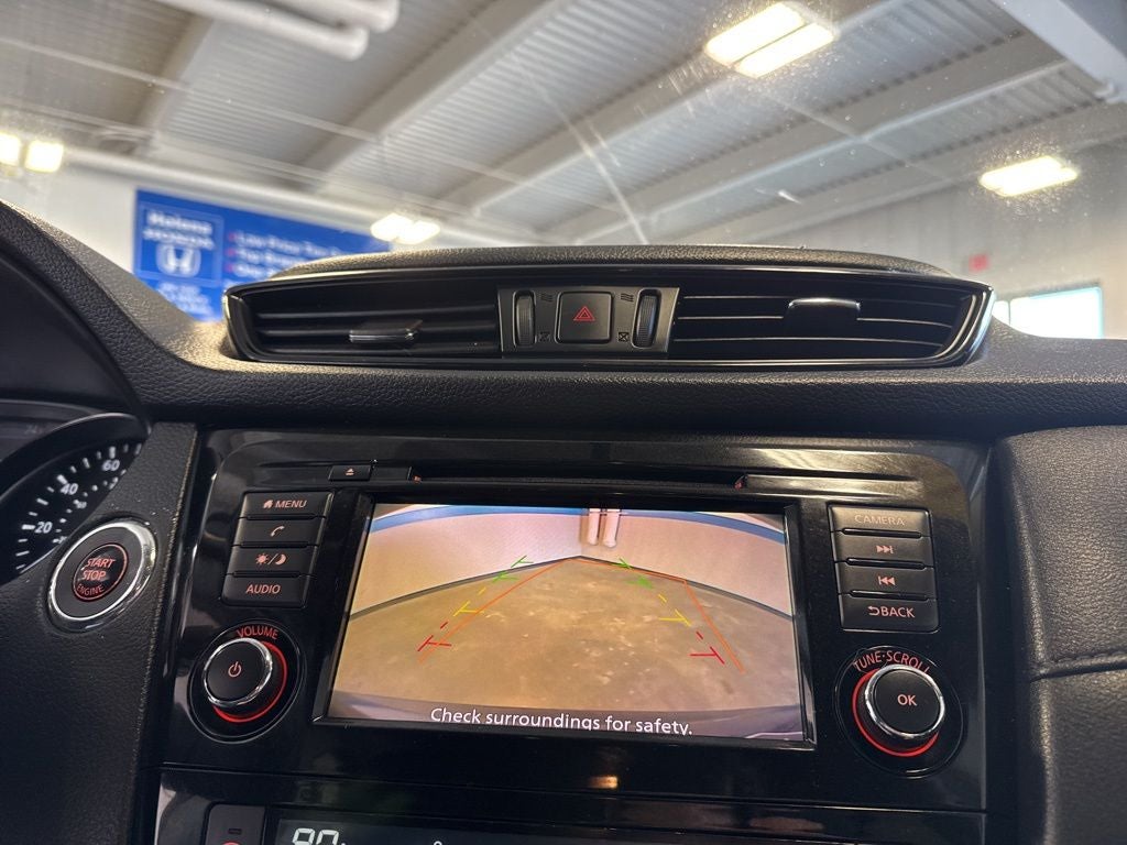 2018 Nissan Rogue SV AWD w/ Heated Seats