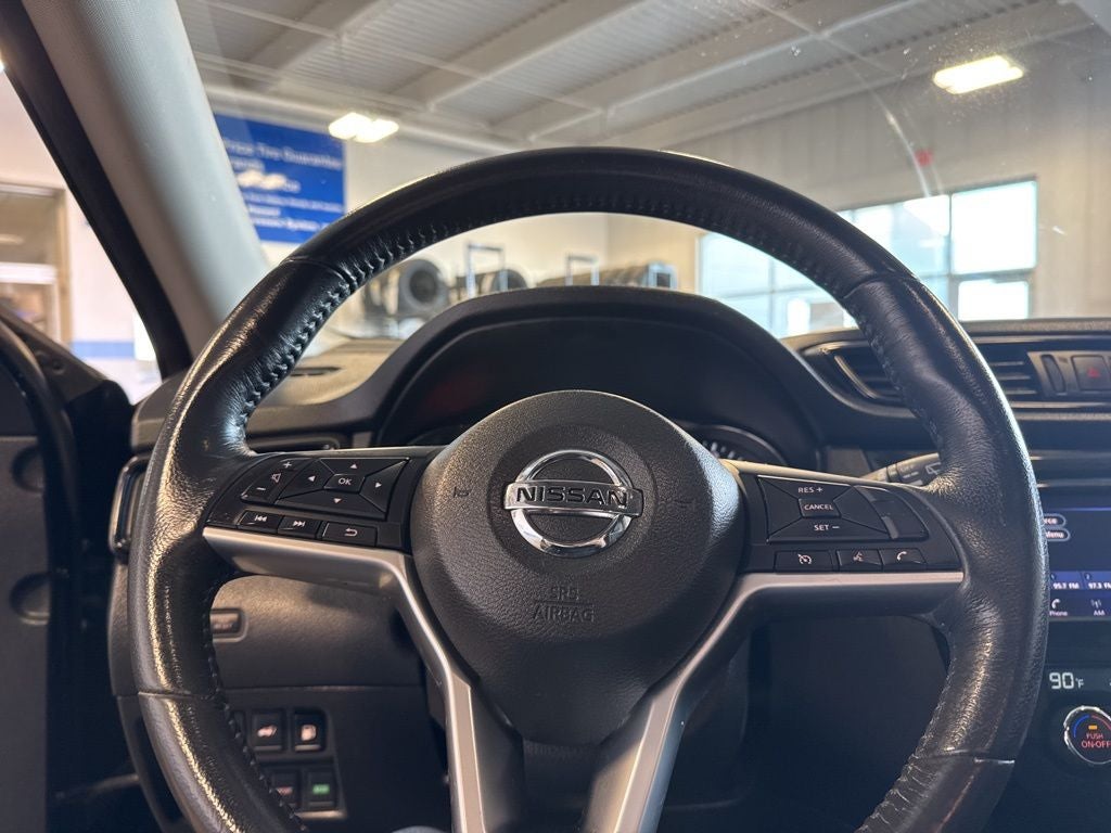 2018 Nissan Rogue SV AWD w/ Heated Seats
