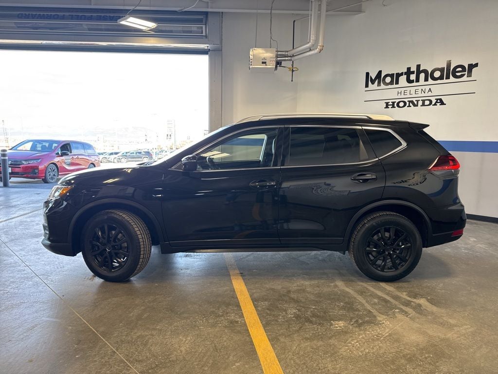 2018 Nissan Rogue SV AWD w/ Heated Seats