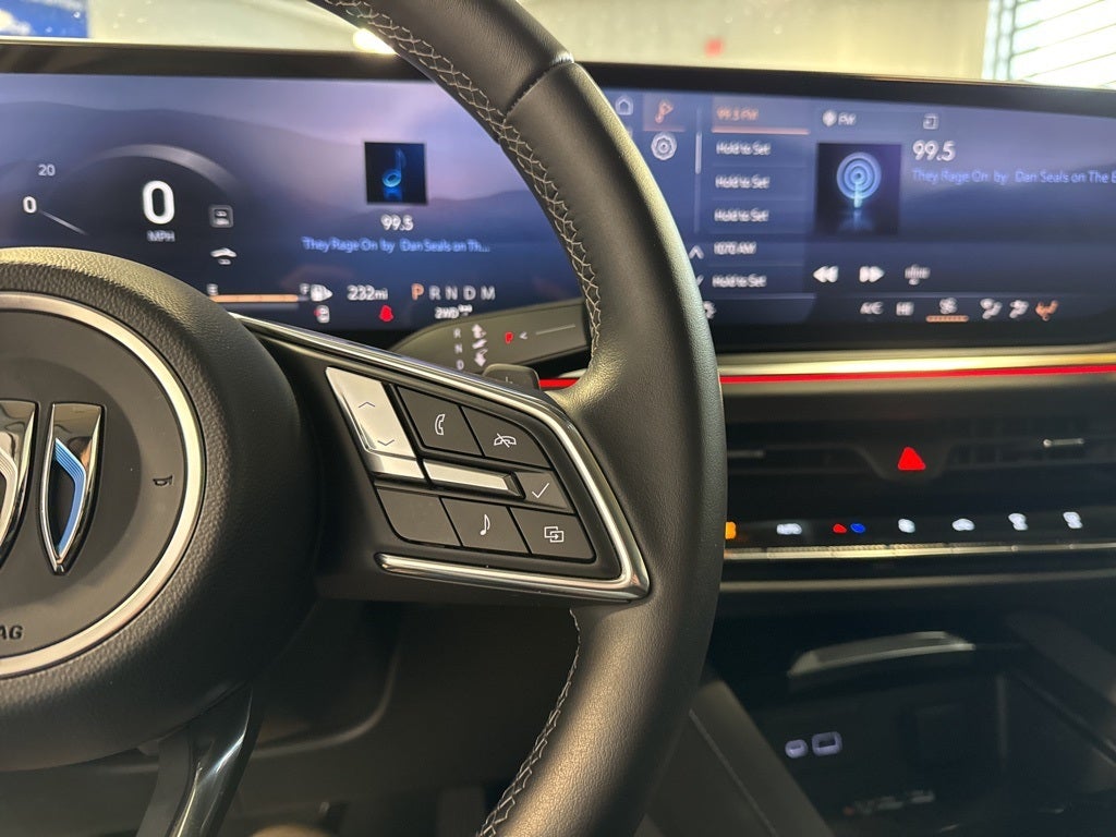 2025 Buick Envision Preferred w/ Adaptive Cruise