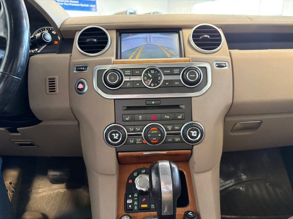 2011 Land Rover LR4 V8