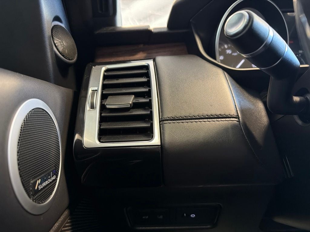 2017 Land Rover Discovery HSE Luxury 7-Passenger