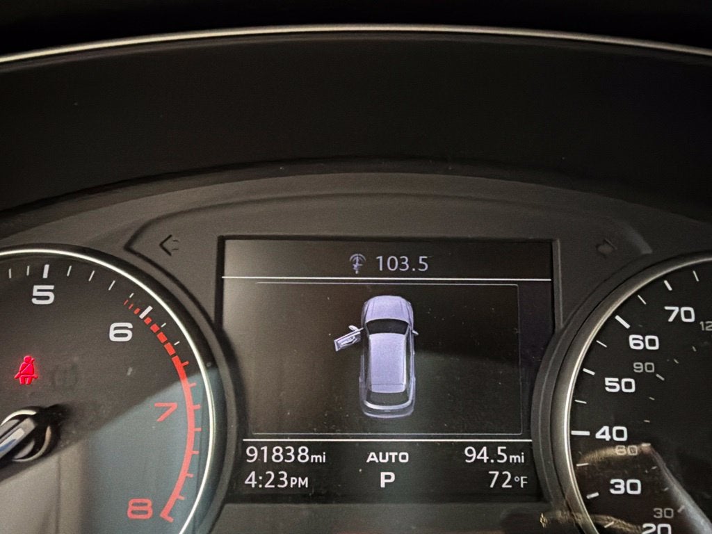 2018 Audi Q5 2.0T Premium Plus w/ Pano Roof & Nav