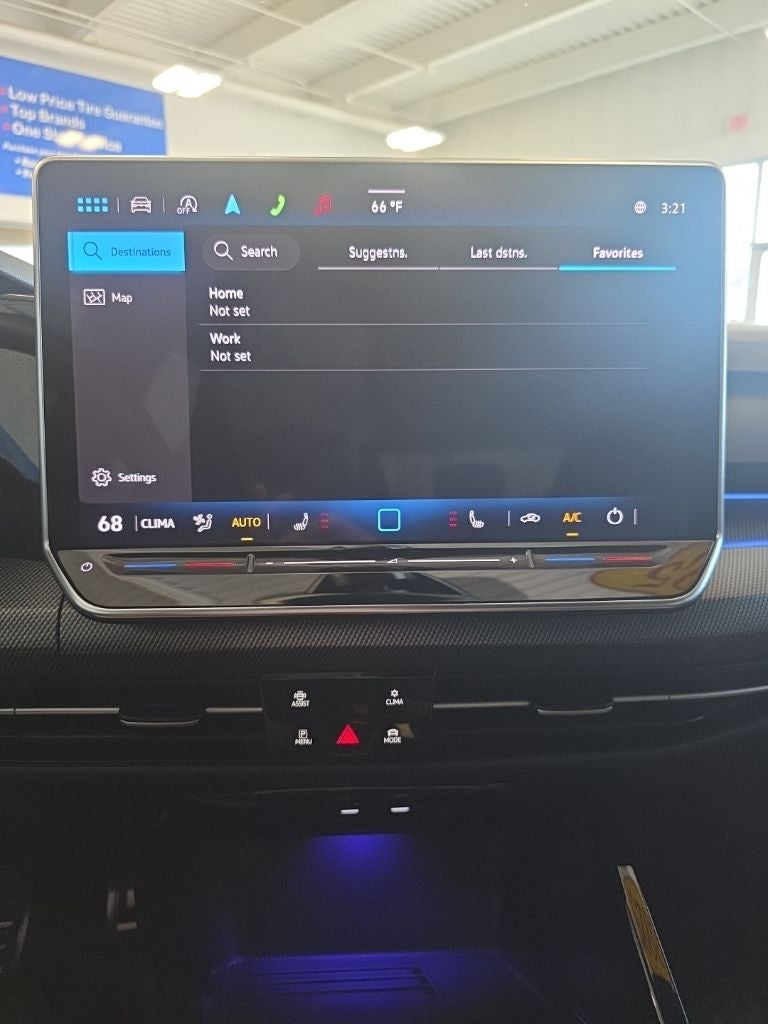 2025 Volkswagen Golf GTI 2.0T S w/ Nav & Heated Seats