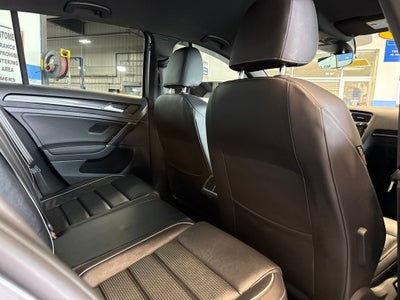 2019 Volkswagen Golf R DCC & Navigation