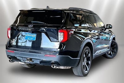 2022 Ford Explorer ST-Line
