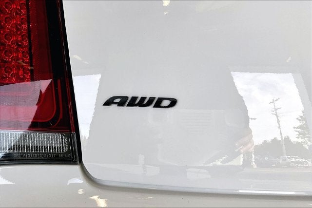 2023 Chrysler 300 Touring L AWD