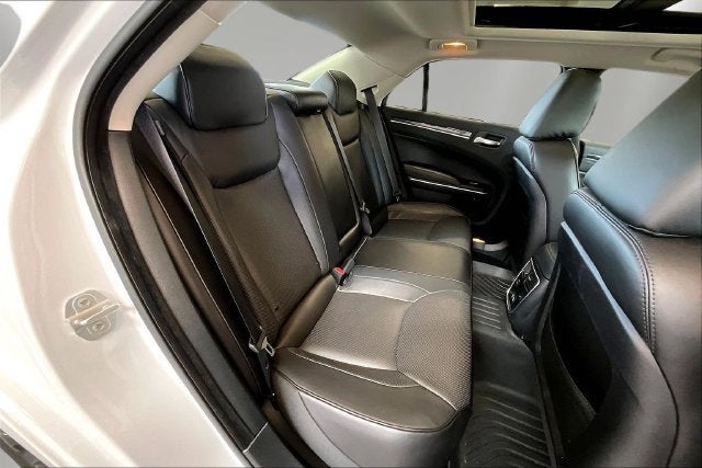 2023 Chrysler 300 Touring L AWD