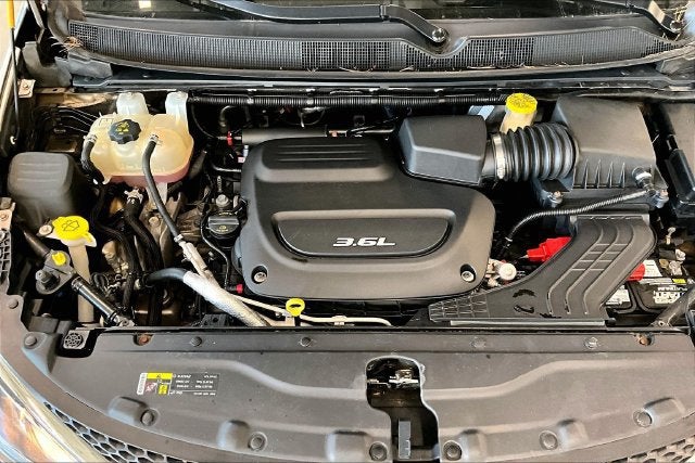 2017 Chrysler Pacifica Touring-L